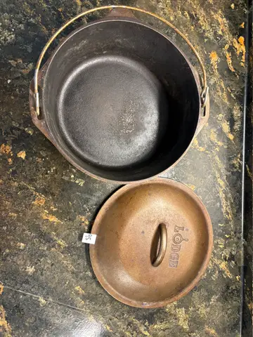 95: Lodge Cast Iron - online auction on EastBid