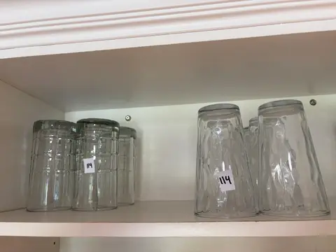 114: Drinking Glasses - 2 sets - online auction on EastBid