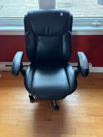 72: Chair - online auction on EastBid