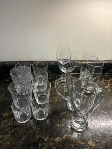 109: Glasses - online auction on EastBid