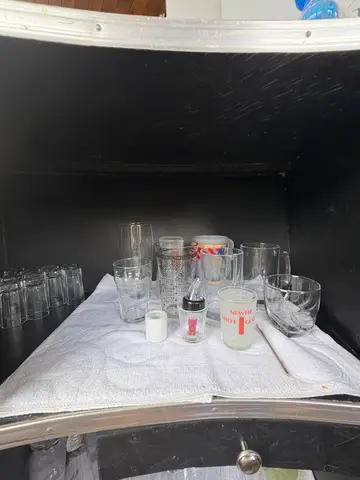 134: Variety Bar Glasses - online auction on EastBid