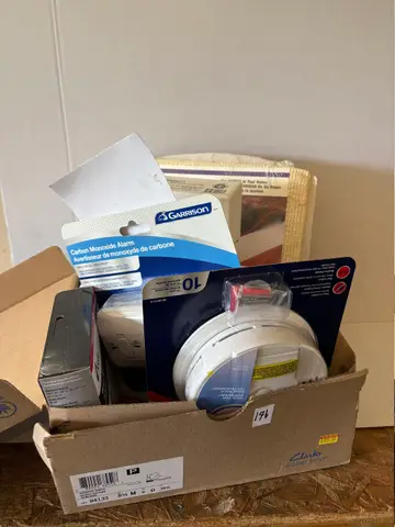 176: First Aid Kit, Smoke Alarm, Carbon Monoxide Detector - online auction on EastBid