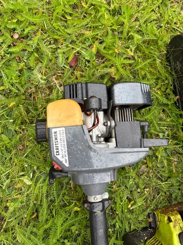 207: Garden Tools - Weedwacker x2, Chainsaw - thumbnail 2