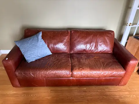 61: Couch Set. Couch 1: L60 W41 H29; Couch 2: L80 W40 H29 - thumbnail 2