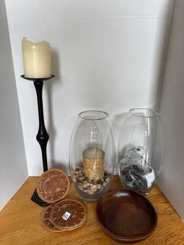 62: Decor Lot 1 - online auction on EastBid