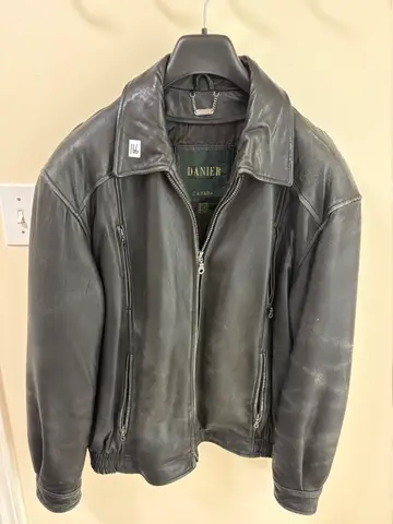 166: Black Leather Jacket - Danier Canada, size L - online auction on EastBid