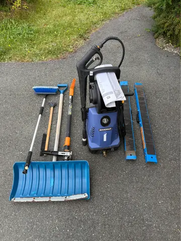 197: Simoniz Pressure Washer and Outdoor Equipment, Saw Horse - online auction on EastBid