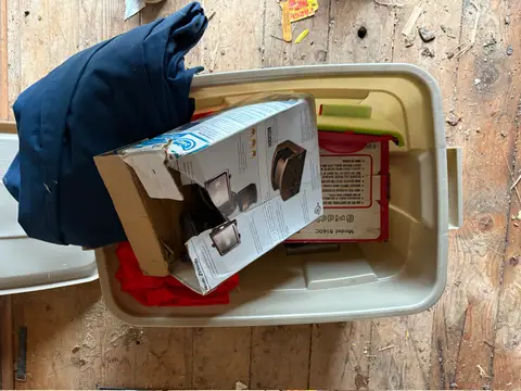 203: Camping Supplies (cooking) - online auction on EastBid