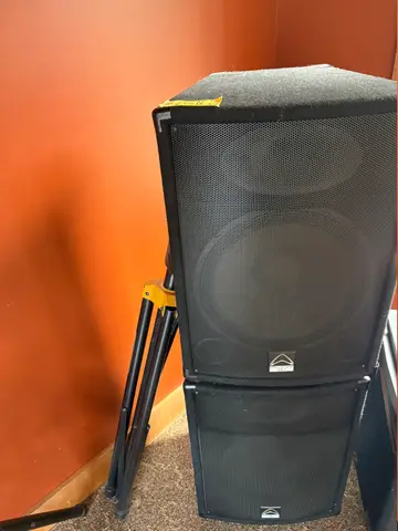 124: Speaker Set - Wharfedale Pro, set of 2 w/ cords - thumbnail 3