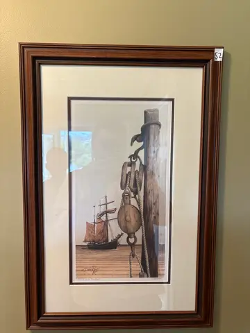 52: Art - Boat - H25 L17 - online auction on EastBid