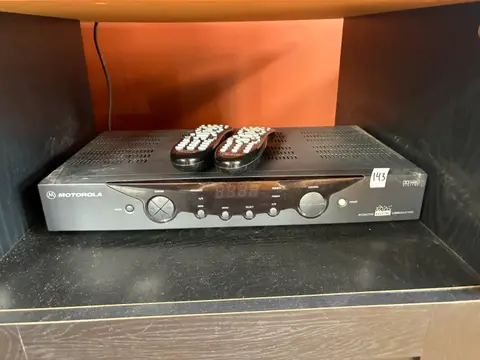 143: Cable Box? Motorola - online auction on EastBid