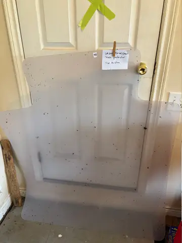 198: Under Desk Mat - online auction on EastBid