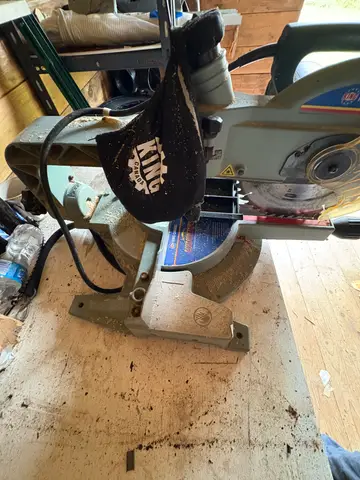 217: Miter Saw - thumbnail 2