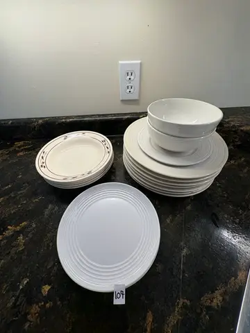 107: Plates + Dishes (approx. 6) - online auction on EastBid