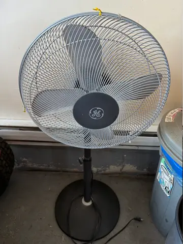 193: GE Fan - online auction on EastBid