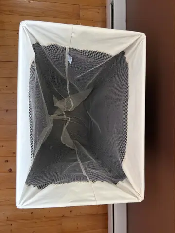 9: Laundry Basket - thumbnail 2