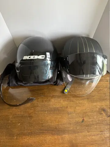 162: KBC and Black Helmet - L 59-60 cm - thumbnail 2