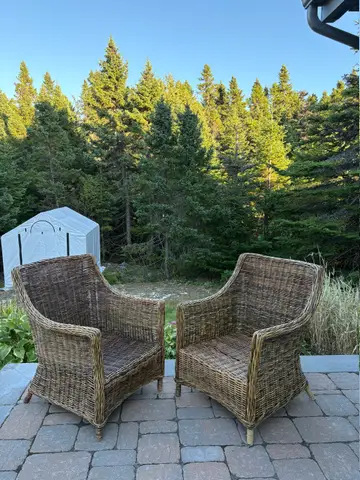 32: Set of 2 Natural Rattan Armchairs, 37" x 29" x 29" - thumbnail 1
