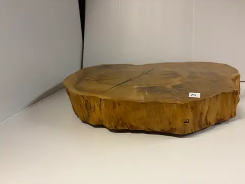 70: Thick Natural-Edge Tree-Slice Slab - thumbnail 3