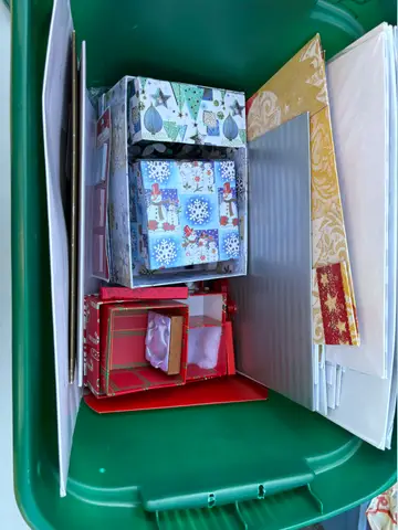 15: Christmas Gift Boxes (Wrapping) - Assorted, with Gift Tags - thumbnail 2