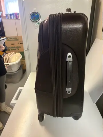 72: Heys Brown Luggage Set has 2 pieces: Small pc: 10 x 15 x 22 inches tall, Large pc: 11 x 18 x 26 inches tall - thumbnail 2