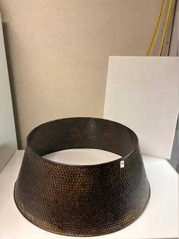 42: Christmas Tree Collar - Hammered Metal, Copper-Tone Finish - thumbnail 2