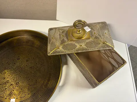 97: Brass-Tone Round Tray and Pierced Lidded Box - thumbnail 2