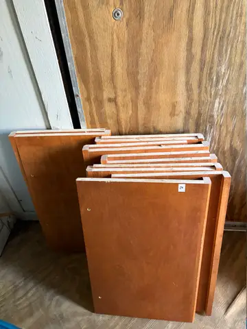 24: Wooden Shelving - 12 Boards, 15" x 21" - online auction on EastBid