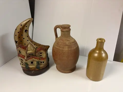74: Decor Lot - Moon House Candle Holder, Clay Jug, Stoneware Bottle - online auction on EastBid